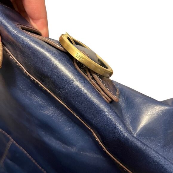 HOBO Blue Leather Shoulder Bag - Picture 3 of 11